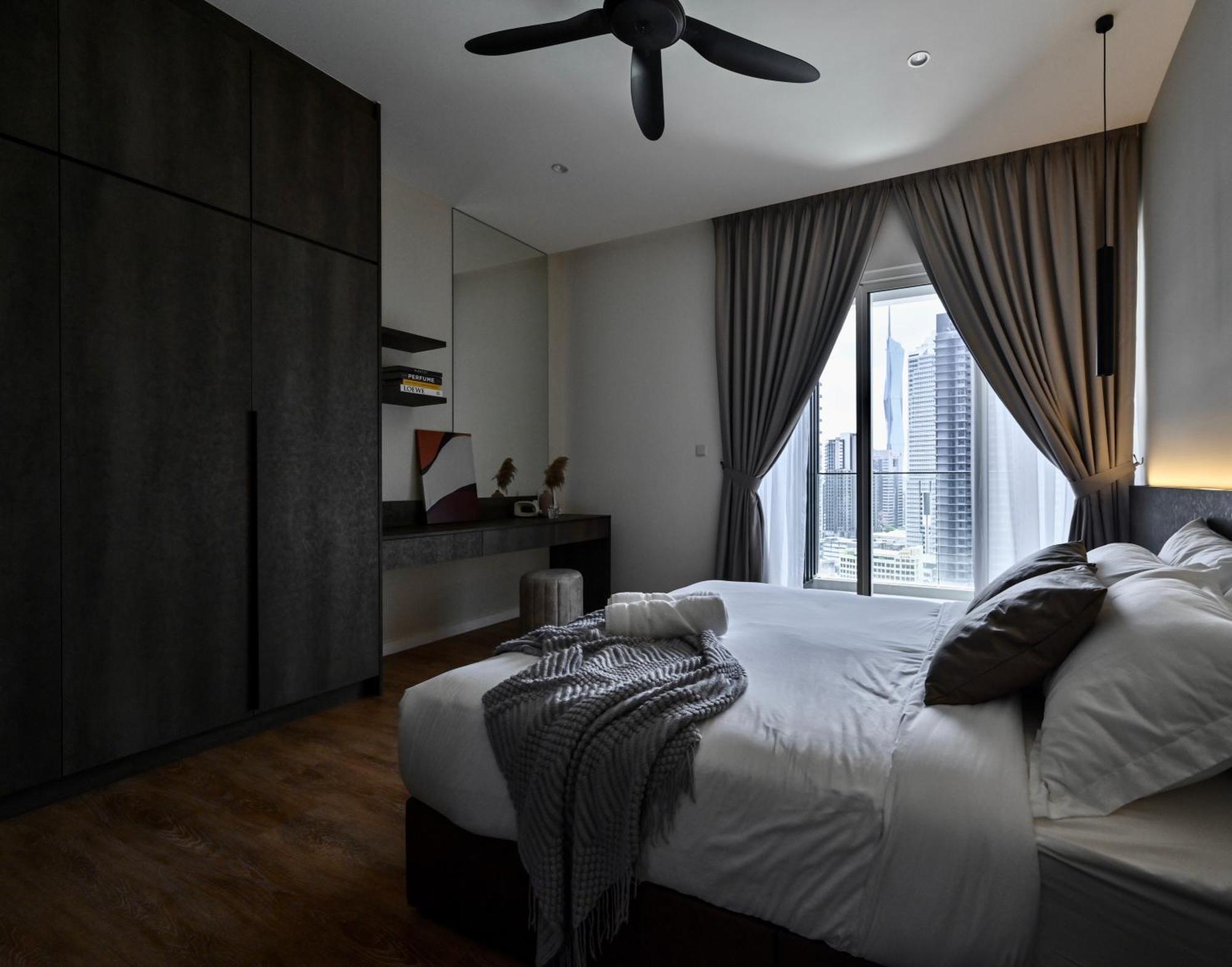 קואלה לומפור Quill Residence Designer Suite By Hausome מראה חיצוני תמונה